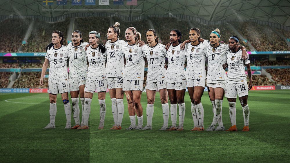 Dưới Áp Lực: Đội Tuyển World Cup Nữ Hoa Kỳ - Under Pressure: The U.s. Women's World Cup Team