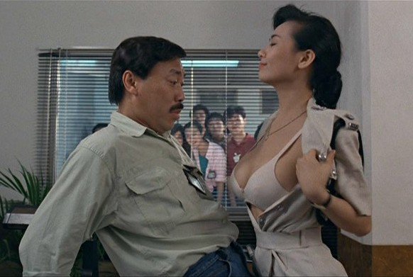 Sư Huynh Trúng Tà - Look Out, Officer
