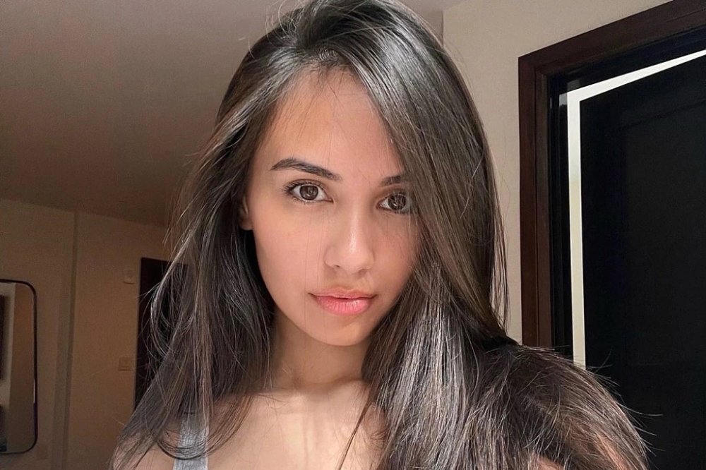 Bạn Gái Ai - Ai Girlfriend