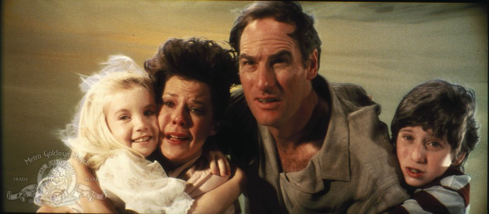Ma Quậy Phá 2 - Poltergeist Ii: The Other Side