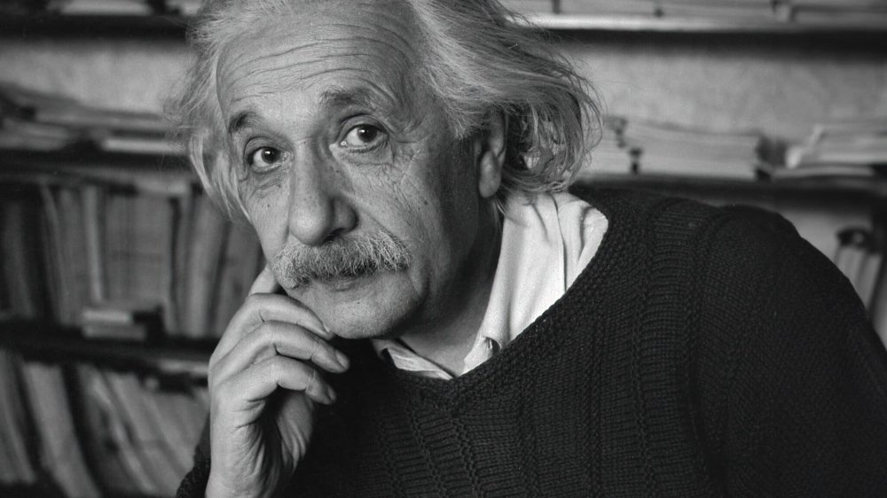 Einstein Và Trái Bom - Einstein And The Bomb