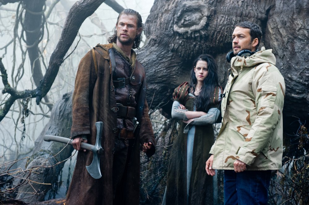 Bạch Tuyết Và Gã Thợ Săn - Snow White And The Huntsman