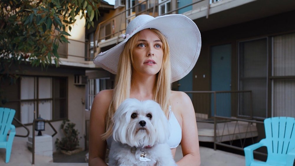 Dưới Hồ Nước Bạc - Under The Silver Lake